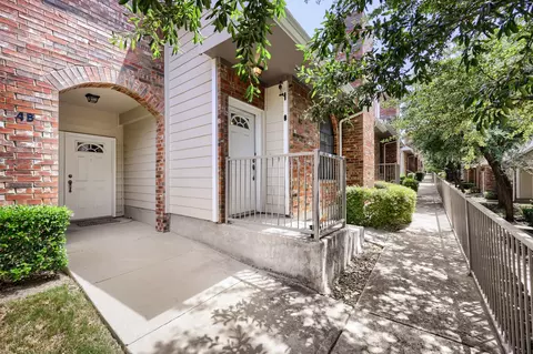 2800 Keller Springs Rd #4C, Carrollton, TX 75006