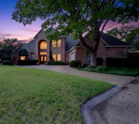 2606 Torrey Pines Dr, Fort Worth, TX 76109