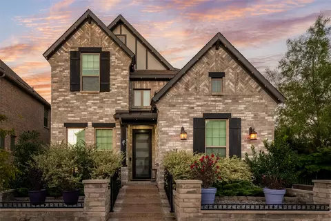 4325 Smokey Quartz Ln, Arlington, TX 76005