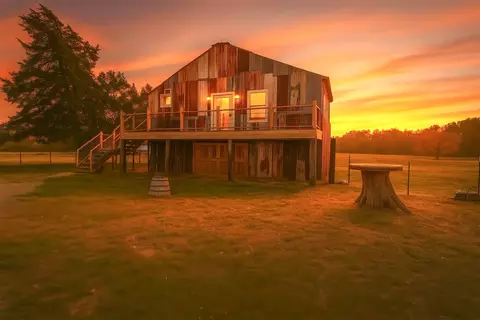 1696 County Road 222, Gainesville, TX 76240