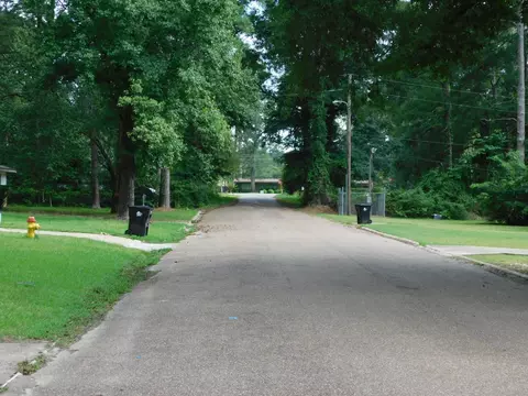 Other - 107 NE 5th St, Springhill, LA 71075 photo 1 of 5