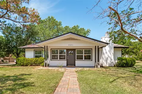 2201 Lake Coves Dr, Flower Mound, TX 75022