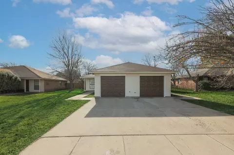 1817 San Rafael St, Fort Worth, TX 76134