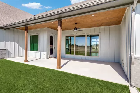 Exterior - 560 Aermotor Loop, Weatherford, TX 76085 photo 4 of 4