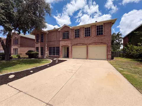 6878 Genevieve Dr, Fort Worth, TX 76137