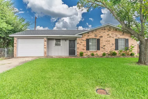 3407 Highmeadow Ln, Greenville, TX 75402