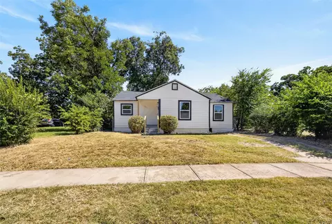 1212 E Ramsey Ave, Fort Worth, TX 76104