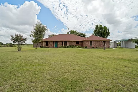 3511 County Road 1108, Celeste, TX 75423