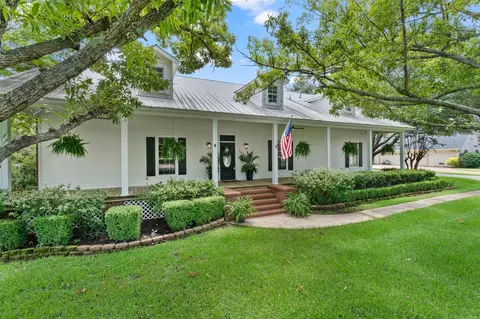 340 Hunters Hollow Dr, Bossier City, LA 71111