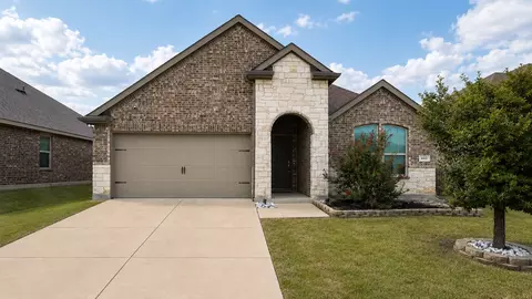 800 Goldenrod Ln, Princeton, TX 75407