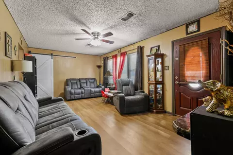 Other - 612 E Monterey St, Denison, TX 75021 photo 5 of 8