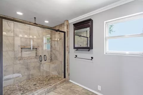 206 Mcanear St, Cleburne, TX 76033 photo 14