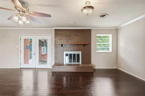 206 Mcanear St, Cleburne, TX 76033 photo 5