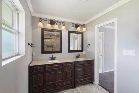 206 Mcanear St, Cleburne, TX 76033 photo 13