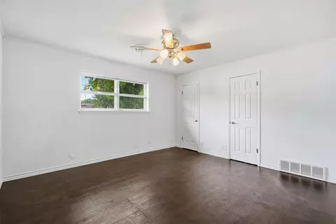 206 Mcanear St, Cleburne, TX 76033 photo 9