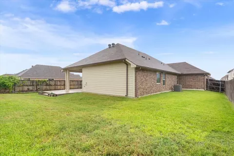Exterior - 3101 Samson Dr, Lorena, TX 76655 photo 6 of 9