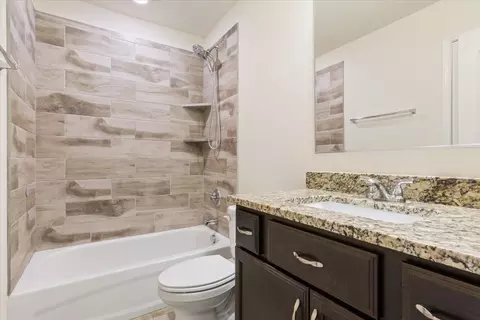 Bath - 3101 Samson Dr, Lorena, TX 76655 photo 4 of 4