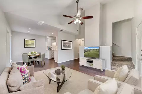 115 Peachtree Ct, Kennedale, TX 76060
