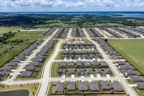 View/Area - 2315 Hydrangea Dr, Pilot Point, TX 76258 photo 2 of 2