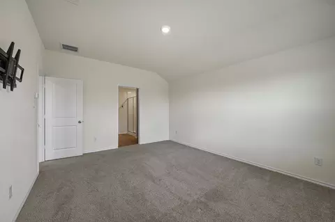 Bedroom - 2315 Hydrangea Dr, Pilot Point, TX 76258 photo 4 of 10