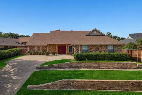 4008 Fairlakes Dr, Dallas, TX 75228