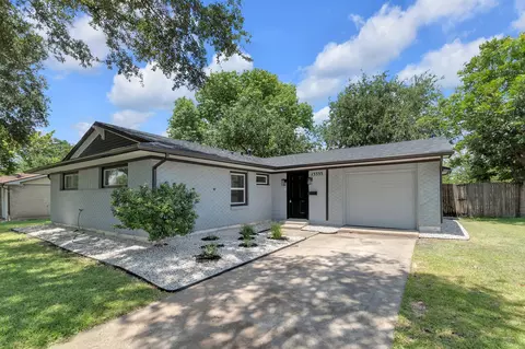 13333 Challaburton Dr, Farmers Branch, TX 75234