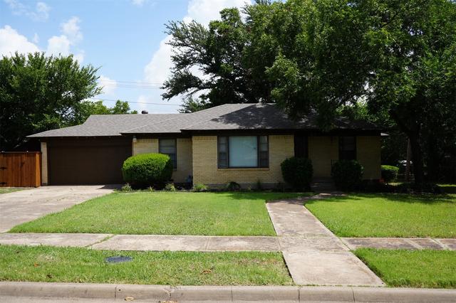 917 De Witt Cir, Dallas, TX 75224