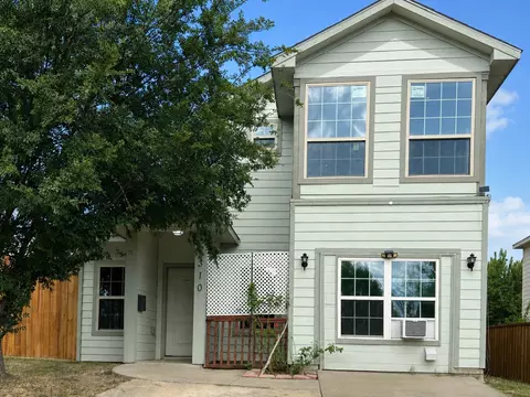 310 S Justin Ave, Dallas, TX 75211