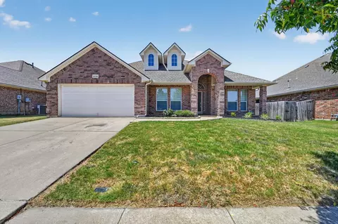 12745 Excelsior Ln, Fort Worth, TX 76244