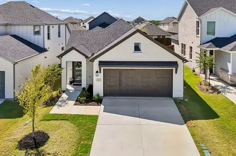 422 Holly Rd, Little Elm, TX 75068