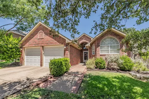 4809 Buckskin Dr, Fort Worth, TX 76137