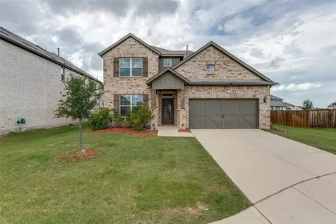 5805 Pensby Dr, Aubrey, TX 76227