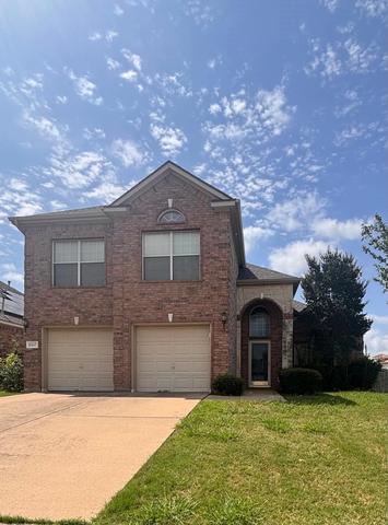 5517 Meadow Valley Dr, Fort Worth, TX 76123