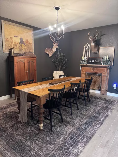 Dining - 1908 Cookes Ln, Cleburne, TX 76033 photo 1 of 1