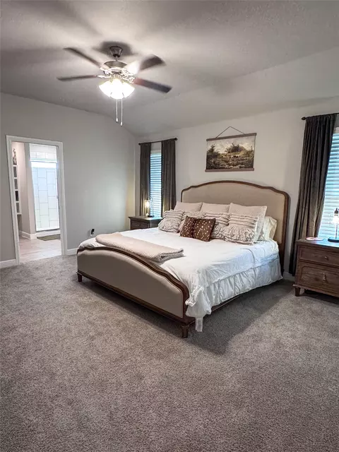 Bedroom - 1908 Cookes Ln, Cleburne, TX 76033 photo 1 of 4