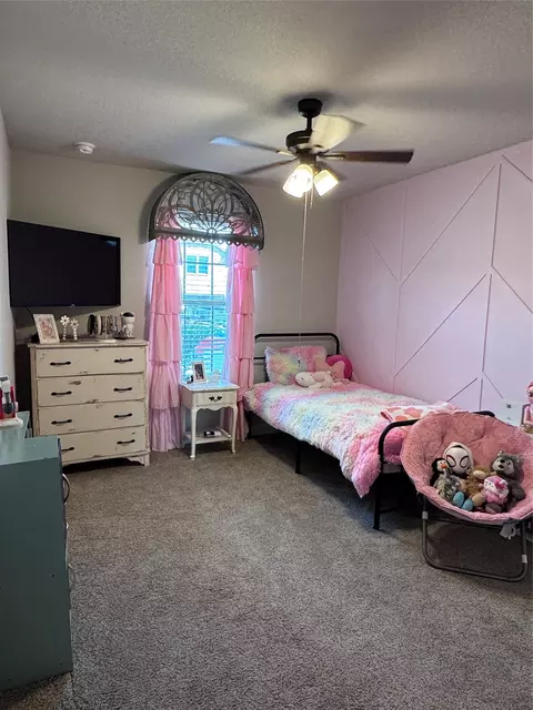 Bedroom - 1908 Cookes Ln, Cleburne, TX 76033 photo 3 of 4