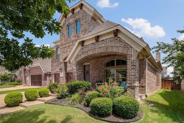 709 Auburn Ct, Savannah, TX 76227
