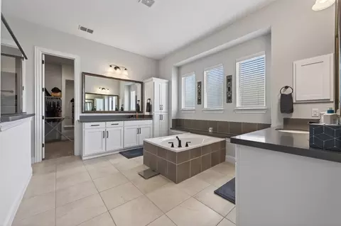Bath - 1700 Hamlet Dr, Haslet, TX 76052 photo 3 of 5