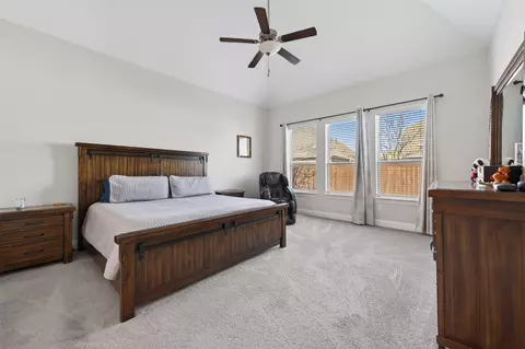 Bedroom - 1700 Hamlet Dr, Haslet, TX 76052 photo 5 of 6