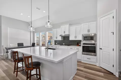 Kitchen - 1700 Hamlet Dr, Haslet, TX 76052 photo 2 of 4
