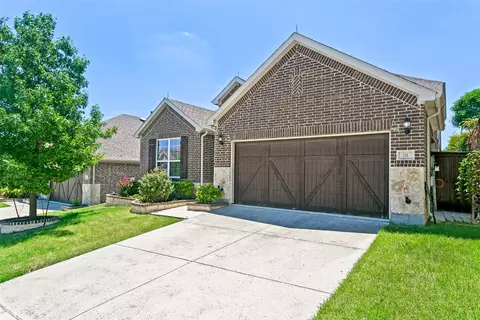 211 Copper Canyon Dr, Lewisville, TX 75067
