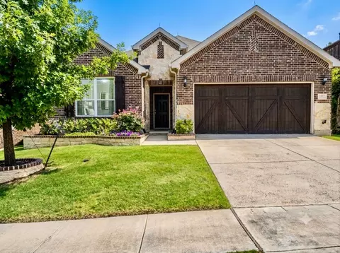 211 Copper Canyon Dr, Lewisville, TX 75067