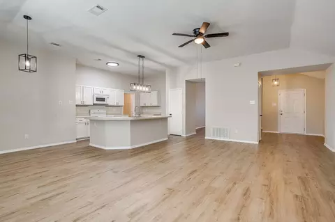 3532 Bandera Ranch Rd, Roanoke, TX 76262
