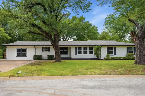 7125 Richland Rd, Richland Hills, TX 76118