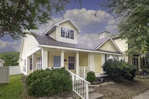 1609 Jasmine Trl, Savannah, TX 76227
