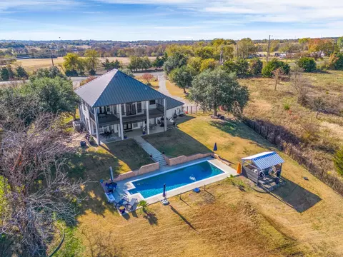 7811 Fm 902, Sherman, TX 75092