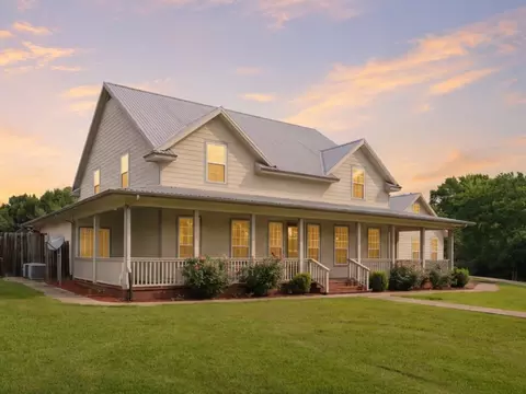 5545 Fm 416, Streetman, TX 75859