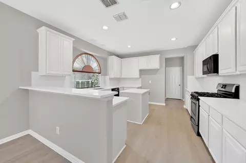 Kitchen - 9506 Pinehurst Dr, Rowlett, TX 75089 photo 1 of 4