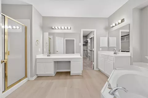 Bath - 9506 Pinehurst Dr, Rowlett, TX 75089 photo 2 of 3
