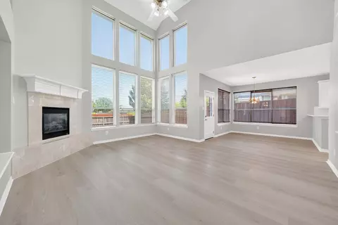 Living - 9506 Pinehurst Dr, Rowlett, TX 75089 photo 5 of 6